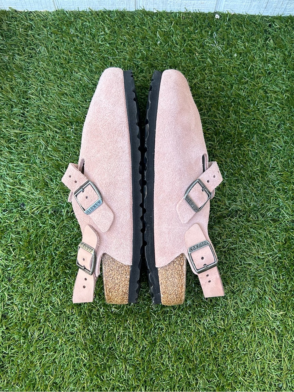 Birkenstock
Tokio Suede Leather size 38 US 7-7.5 like new
$165 Color: Pink Clay - Picture 11 of 16